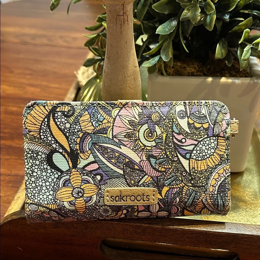 Sakroots Floral key chain card Wallet